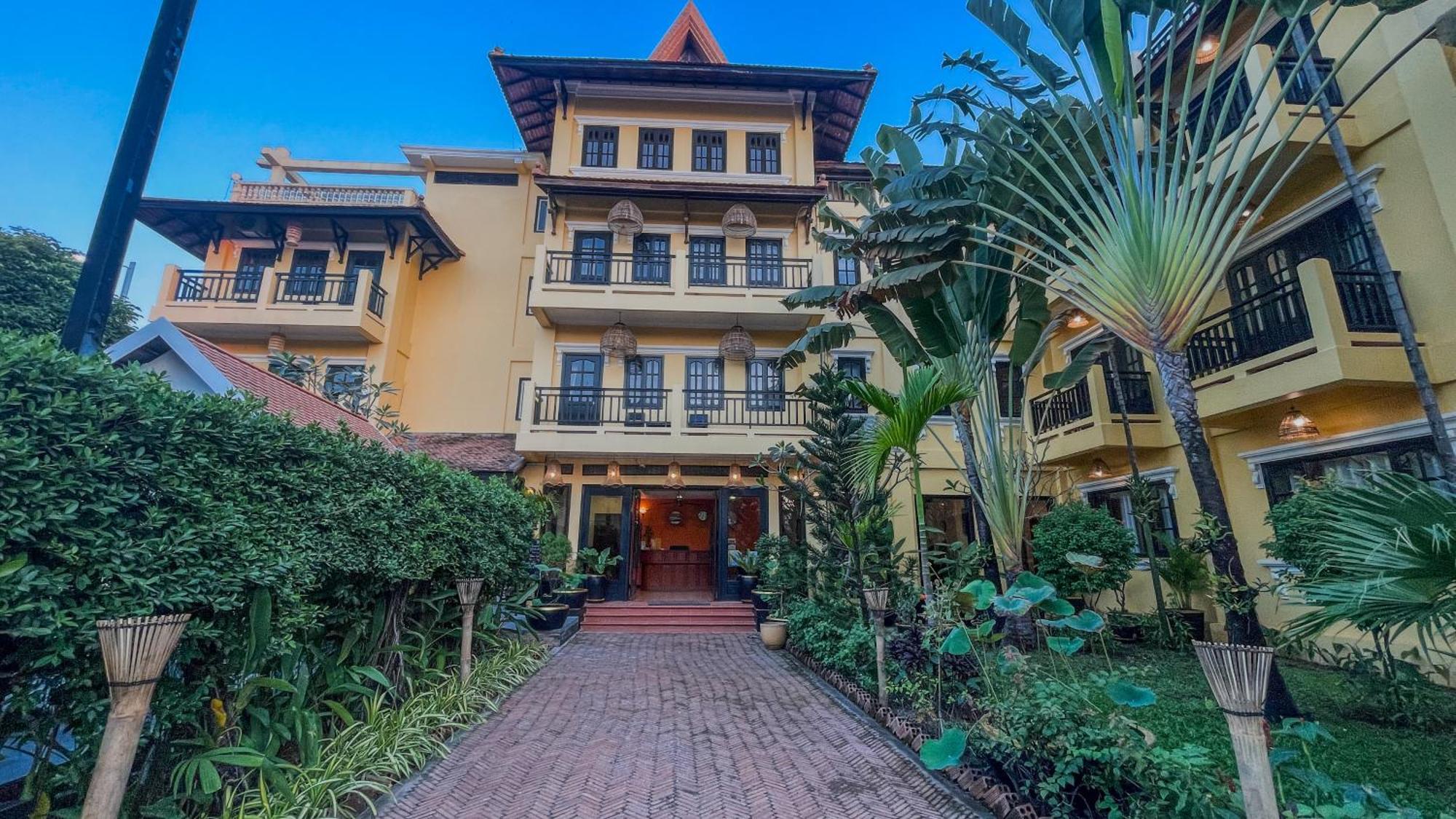 Villa Indochine D'Angkor Siem Reap Exterior photo